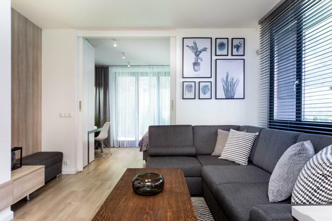 Jacuzzi Apartments كراكوفيا المظهر الخارجي الصورة