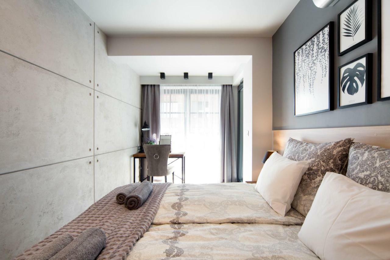Jacuzzi Apartments كراكوفيا المظهر الخارجي الصورة