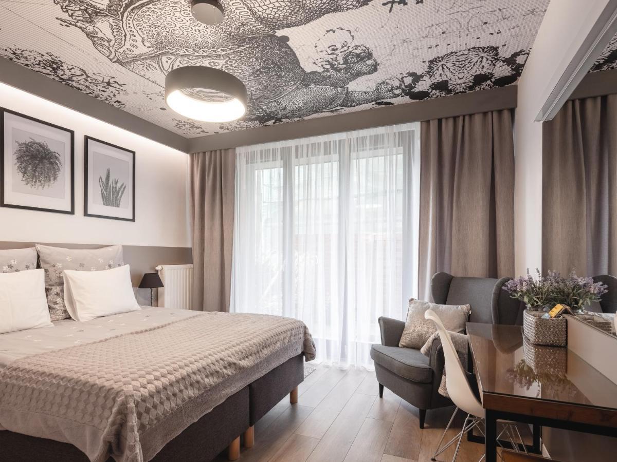 Jacuzzi Apartments كراكوفيا المظهر الخارجي الصورة