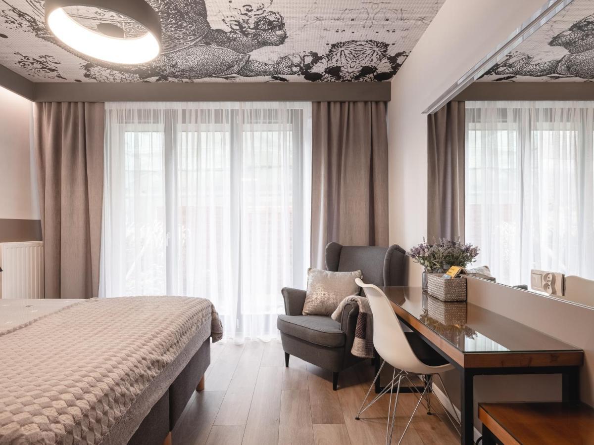 Jacuzzi Apartments كراكوفيا المظهر الخارجي الصورة
